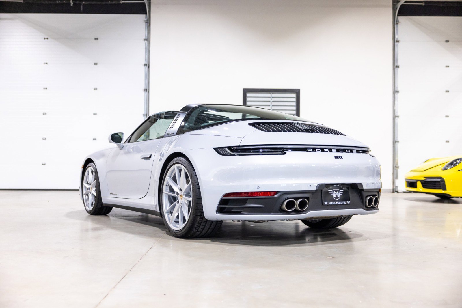 Used 2024 Porsche 911 Targa 4S w/ Premium Package image 6
