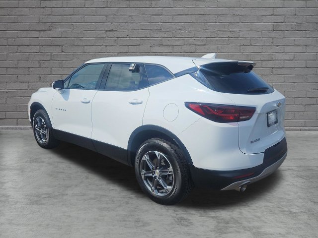 Used 2024 Chevrolet Blazer LT FWD image 3