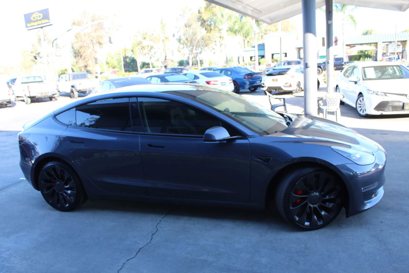 Used 2022 Tesla Model 3 Performance image 6