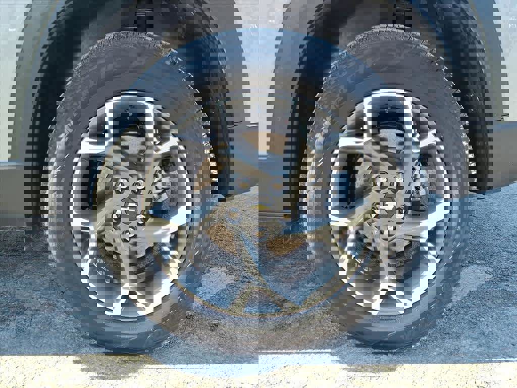 Used 2024 Chevrolet Trax LT w/ Driver Confidence Package image 5