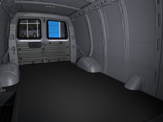 New 2026 GMC Savana 2500 RWD image 17