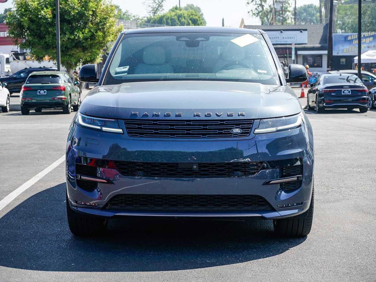 Used 2025 Land Rover Range Rover Sport Dynamic SE image 6