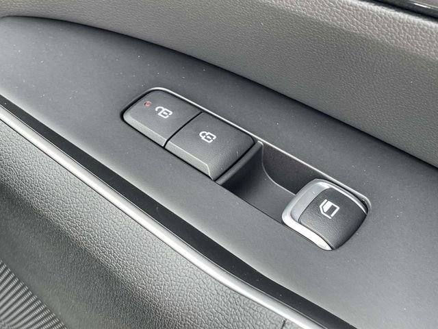 Certified 2026 Kia Sorento LX FWD image 13