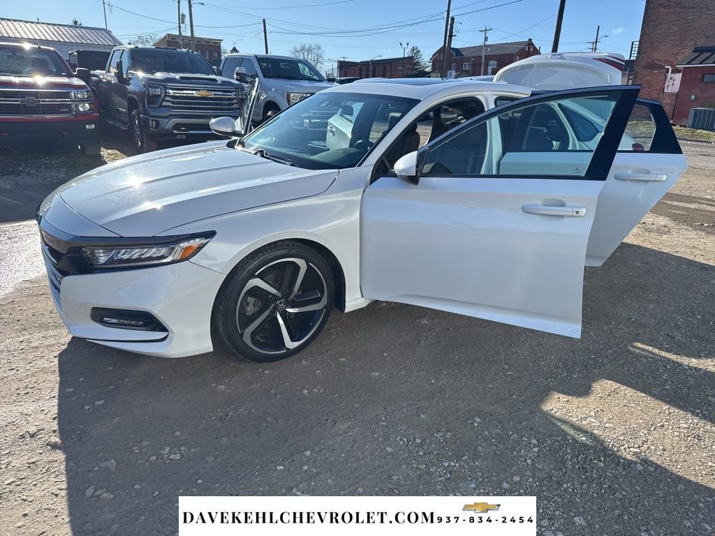 Used 2018 Honda Accord Sport image 27
