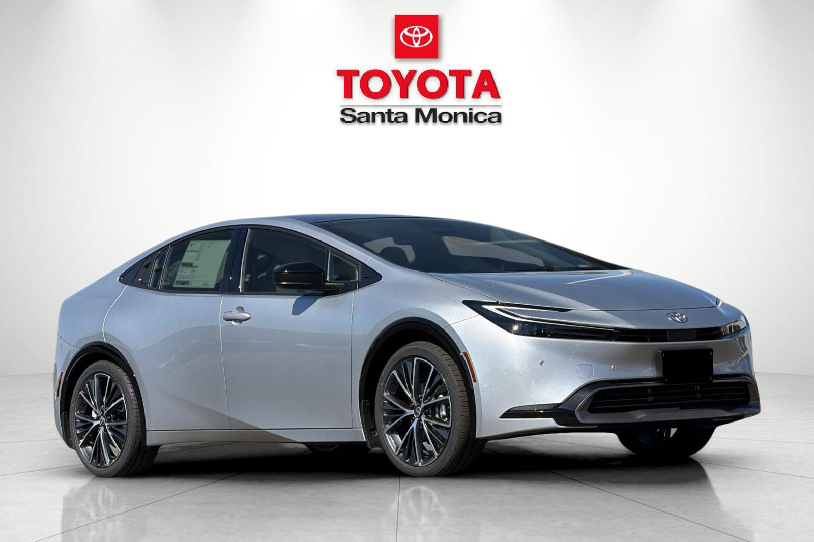 New 2027 Toyota Prius XLE FWD image 1