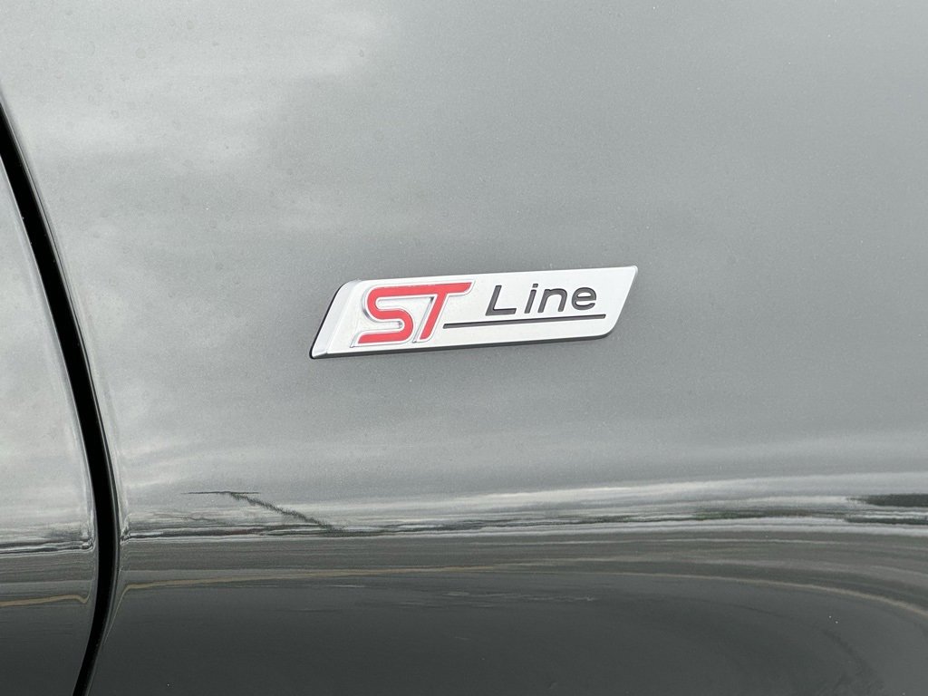 Used 2023 Ford Explorer ST-Line image 30