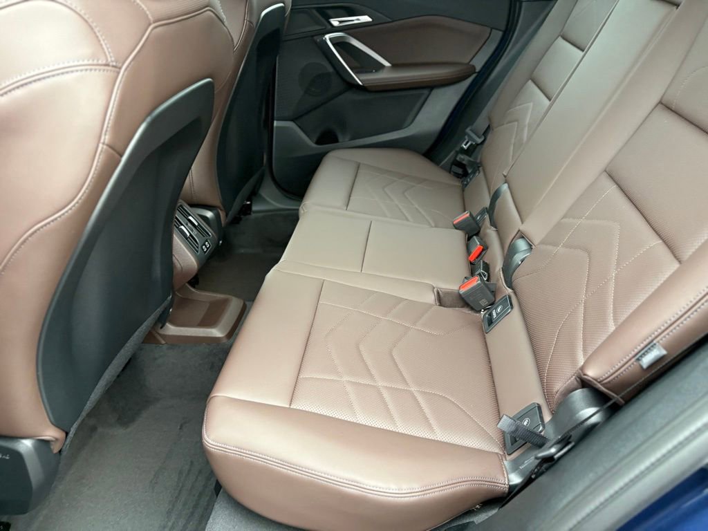 Used 2025 BMW X1 xDrive28i w/ Convenience Package image 16