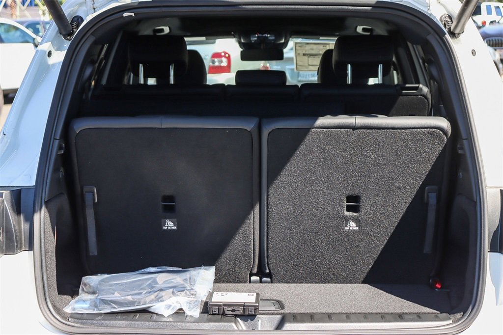 Used 2023 Mercedes-Benz EQB 300 4MATIC image 24