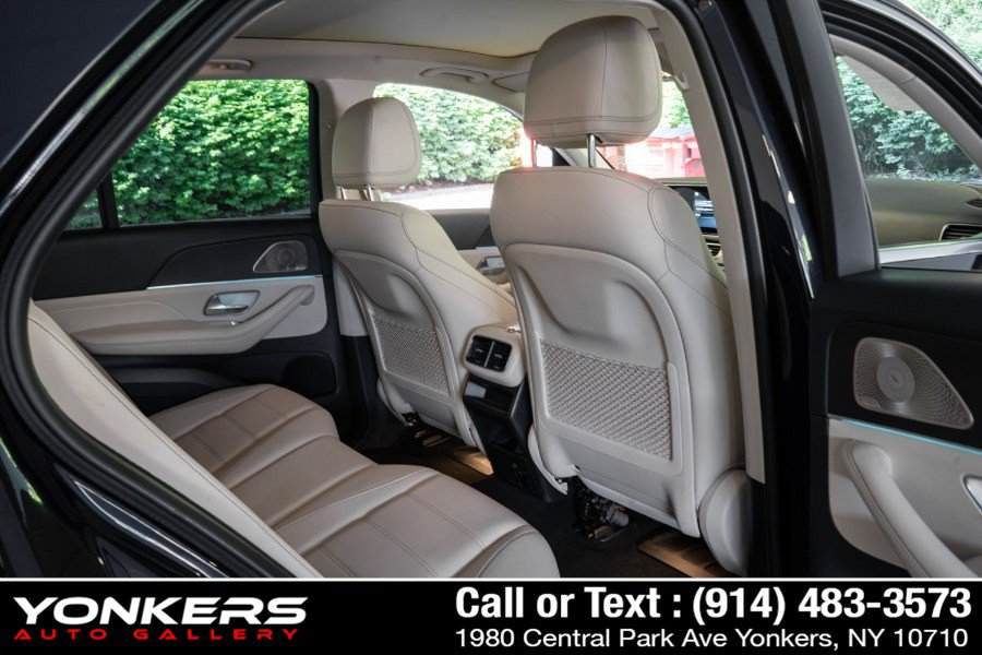 Used 2022 Mercedes-Benz GLE 350 4MATIC w/ Premium Package image 31