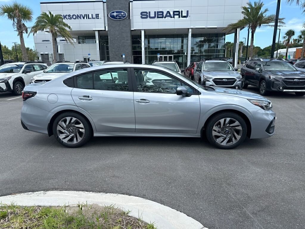 New 2025 Subaru Legacy Limited w/ Popular Package #3 image 2