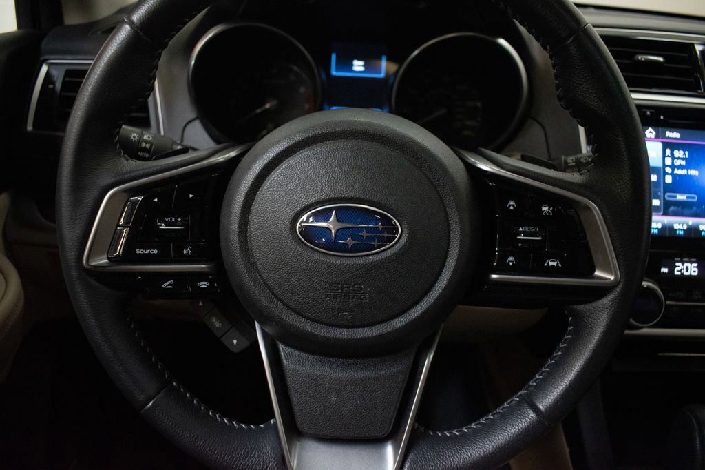 Used 2019 Subaru Outback 2.5i Limited AWD/4WD image 12