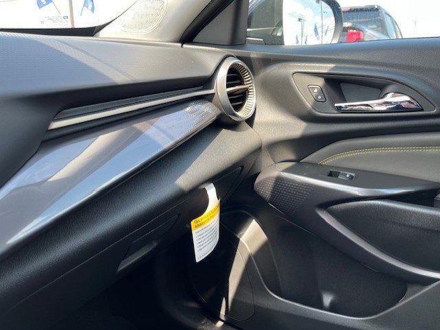 New 2025 Chevrolet Trax ACTIV w/ Driver Confidence Package image 53
