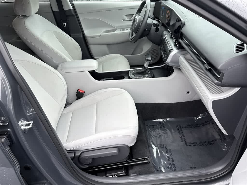 Used 2024 Hyundai Kona SEL AWD/4WD image 28
