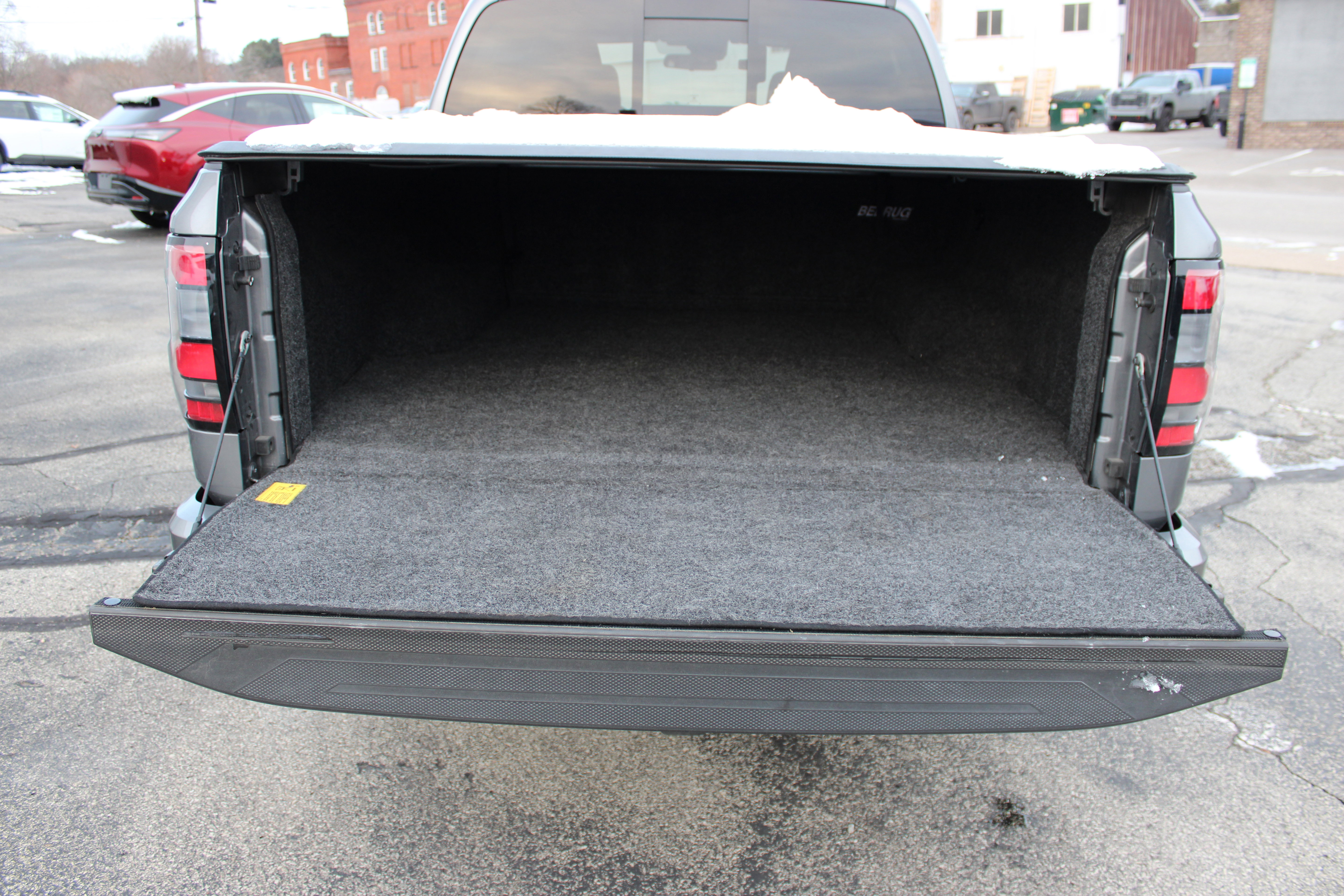 Certified 2024 Nissan Frontier PRO-4X w/ Technology Package image 5