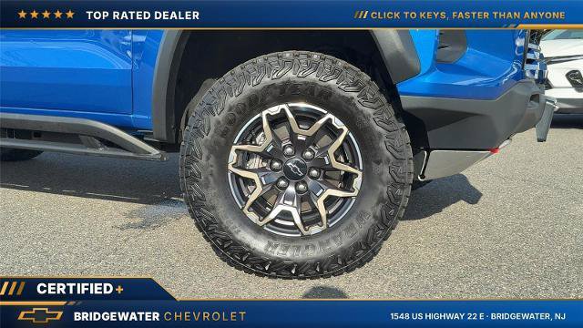 Used 2023 Chevrolet Colorado ZR2 AWD/4WD image 3