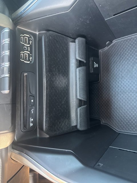 Used 2019 RAM 1500 Laramie image 30