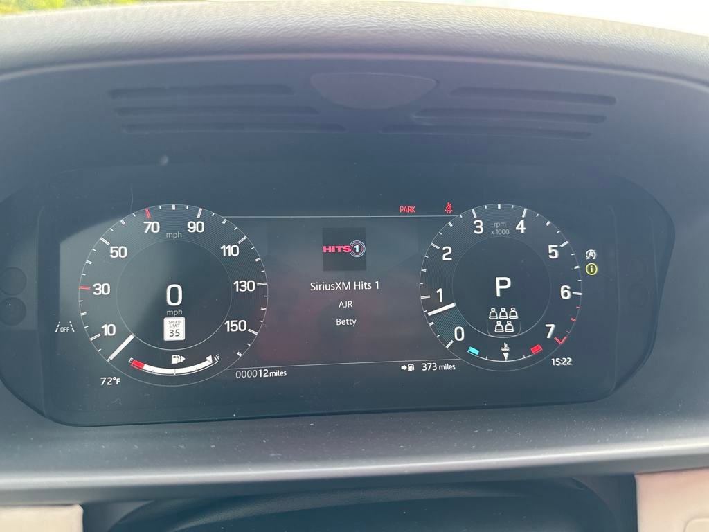 New 2025 Land Rover Discovery S image 22