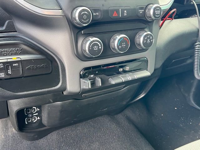 Used 2022 RAM 3500 Big Horn image 18