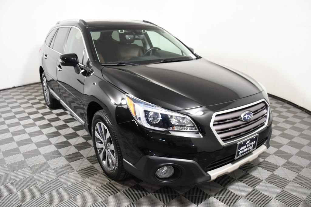 Used 2017 Subaru Outback 3.6R Touring AWD/4WD image 9