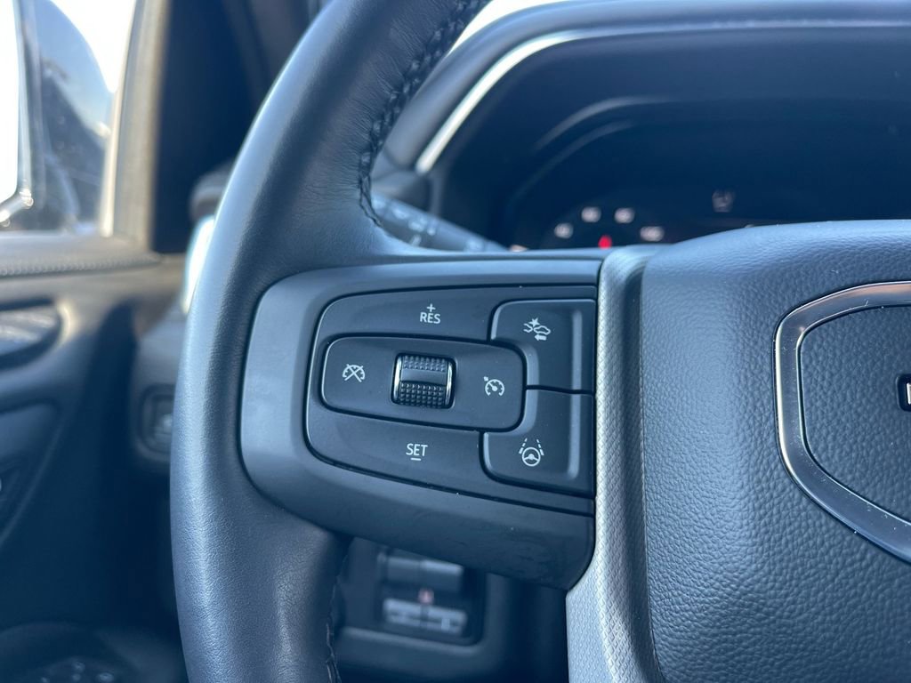 Used 2023 GMC Yukon XL Denali w/ Denali Reserve Package AWD/4WD image 18