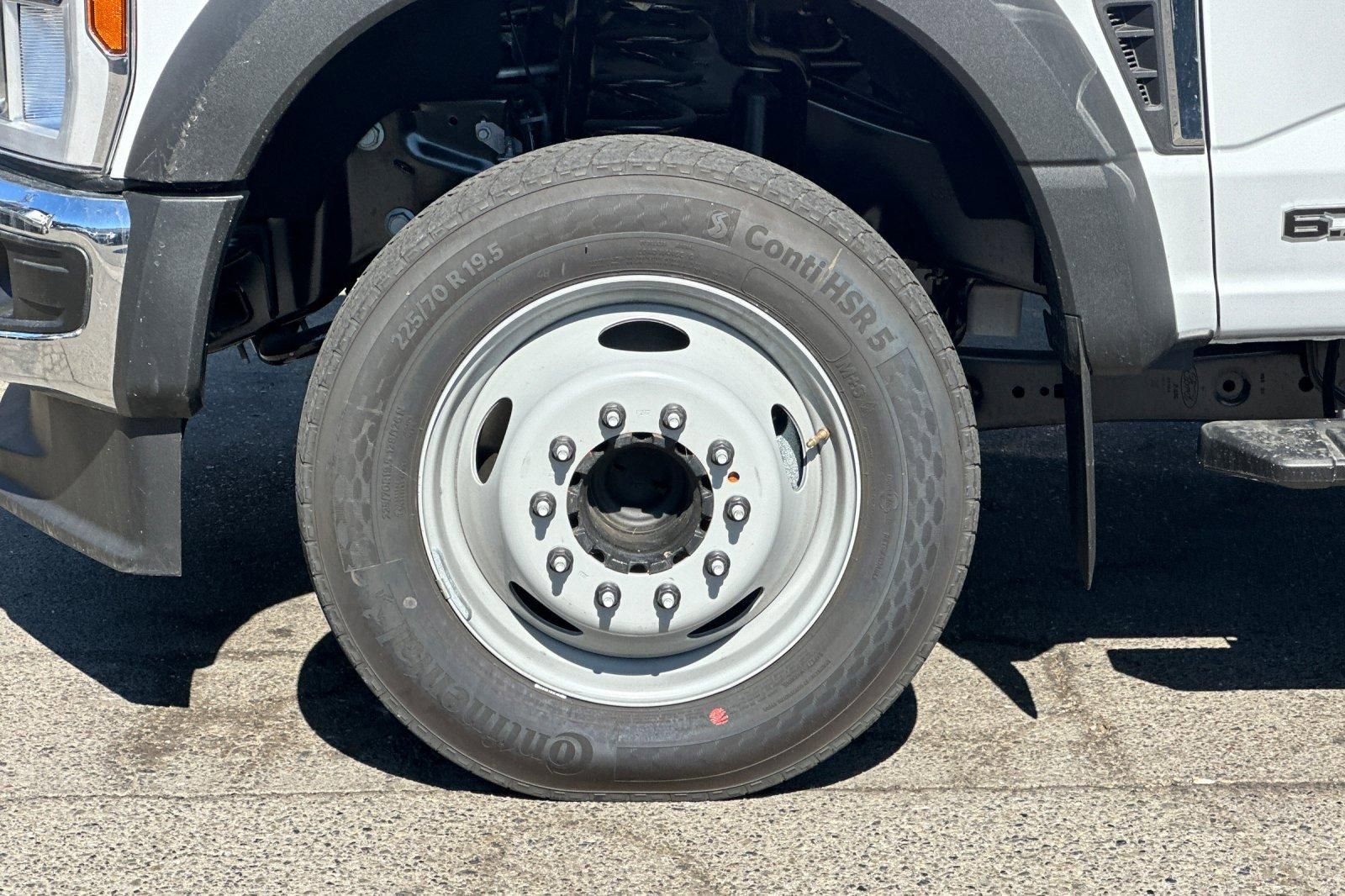 New 2024 Ford F450 XL w/ XL Chrome Package image 15