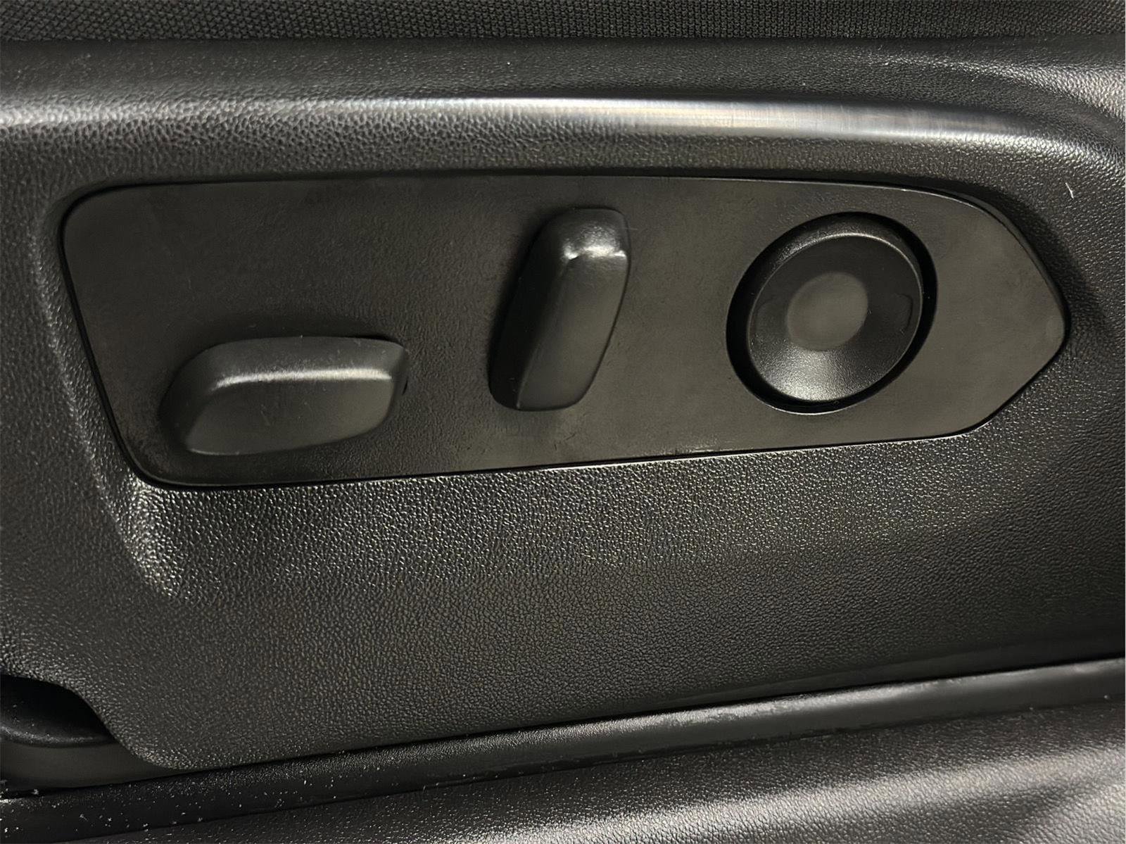 Certified 2024 Chevrolet Silverado 2500 LT w/ All Star Edition image 44