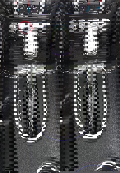 Used 2018 Ford Mustang Premium w/ Equipment Group 201A image 32