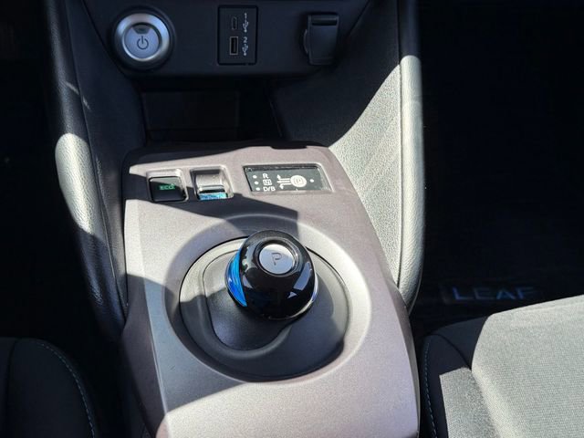Certified 2024 Nissan Leaf S FWD image 17