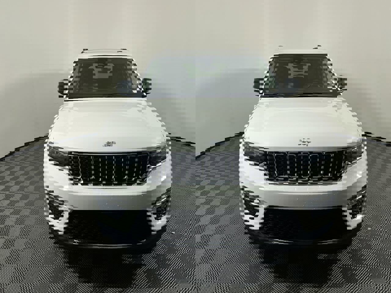 Used 2024 Jeep Grand Cherokee Limited 4xe image 8