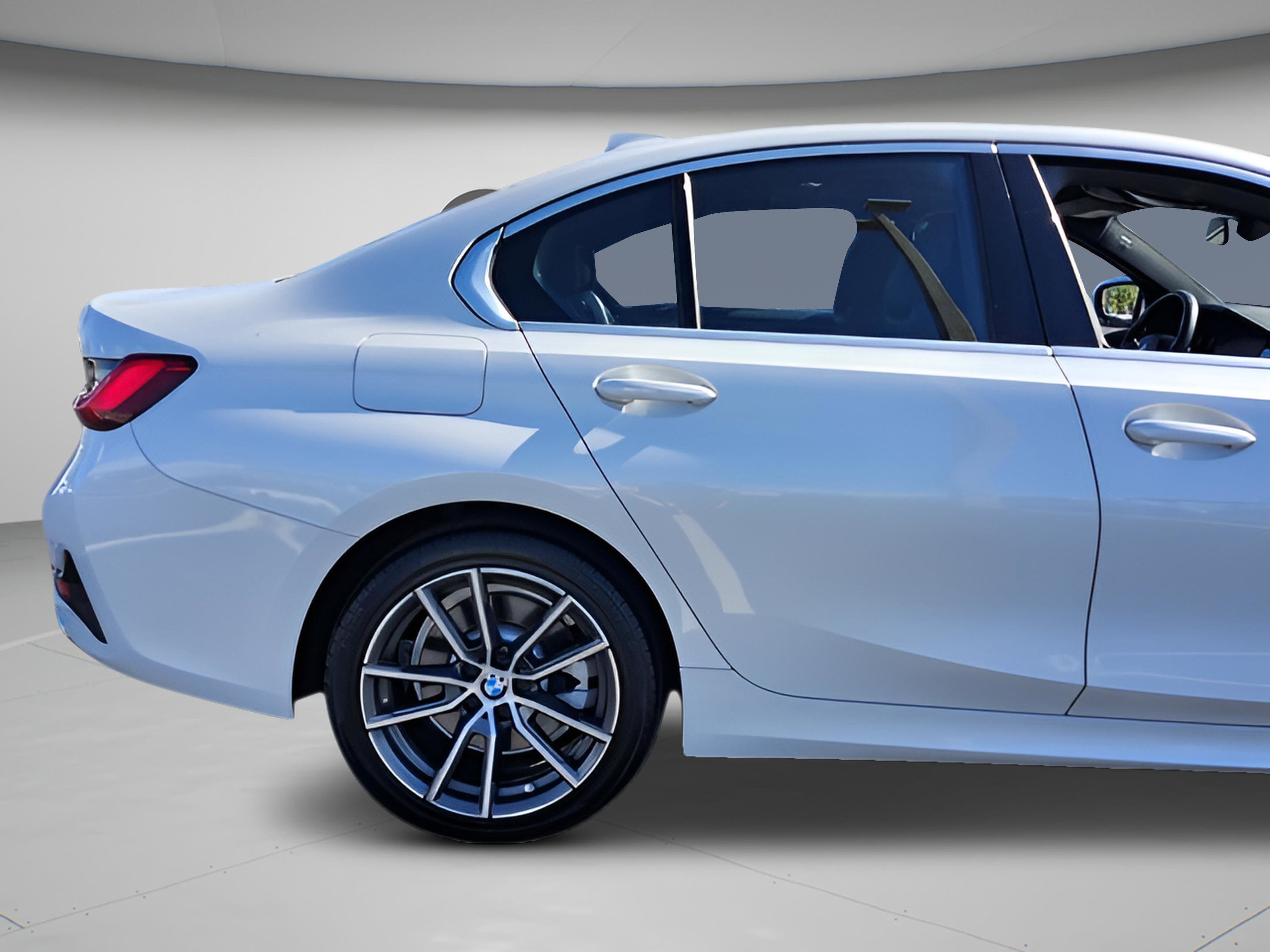 Used 2019 BMW 330i xDrive Sedan image 33