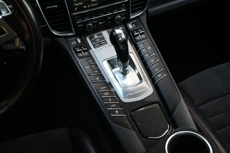 Used 2015 Porsche Panamera GTS AWD/4WD image 39