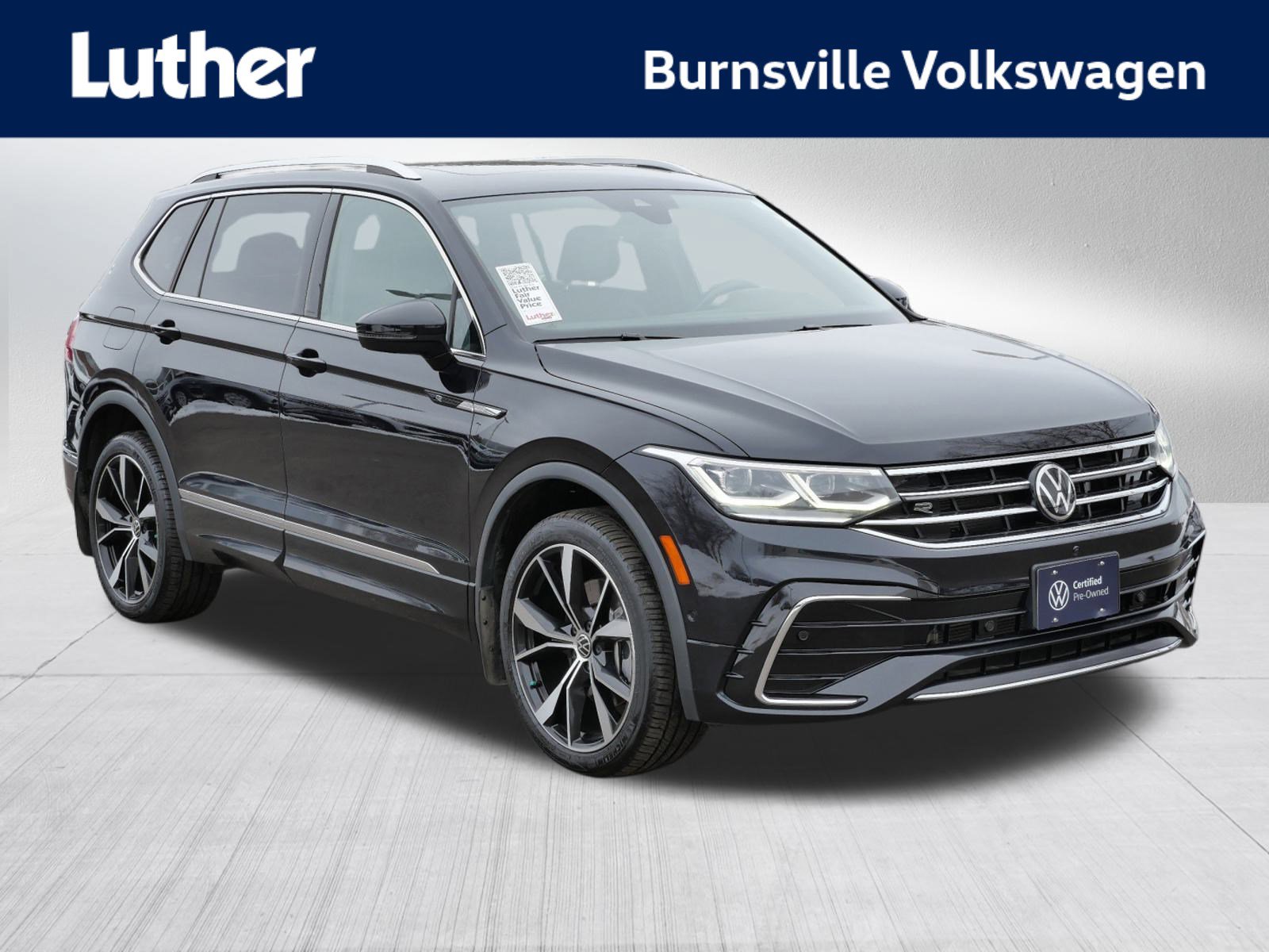 Certified 2022 Volkswagen Tiguan SEL R-Line image 1