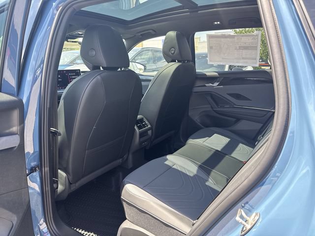New 2026 Volkswagen Tiguan SE R-Line AWD/4WD image 21