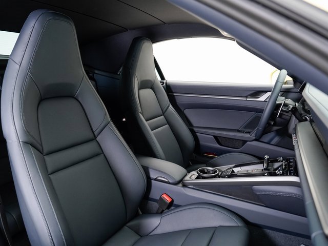 Certified 2025 Porsche 911 Carrera image 26