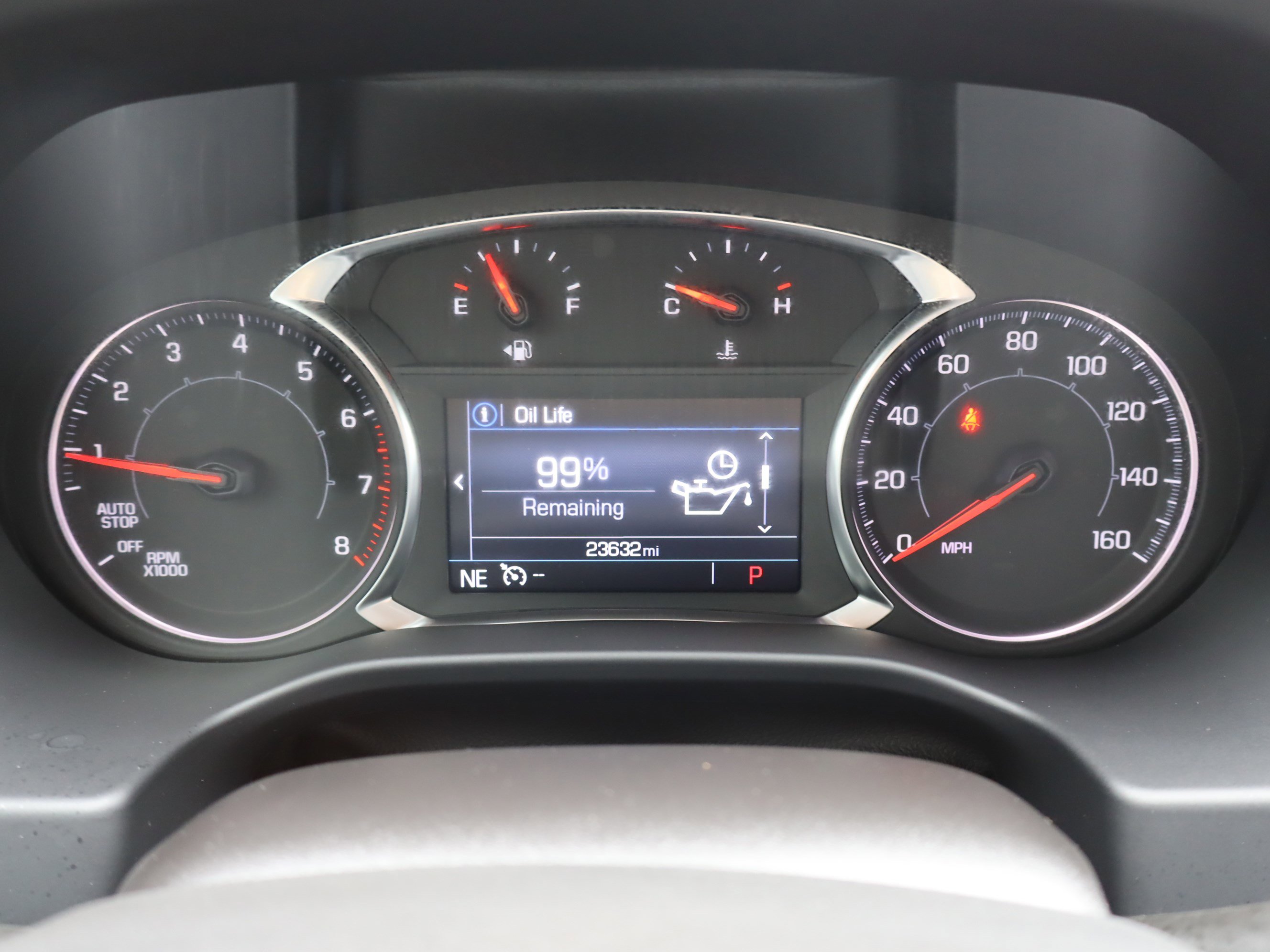 Certified 2023 GMC Acadia SLE w/ Driver Convenience Package image 23