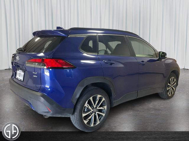 Used 2023 Toyota Corolla Cross XLE image 5