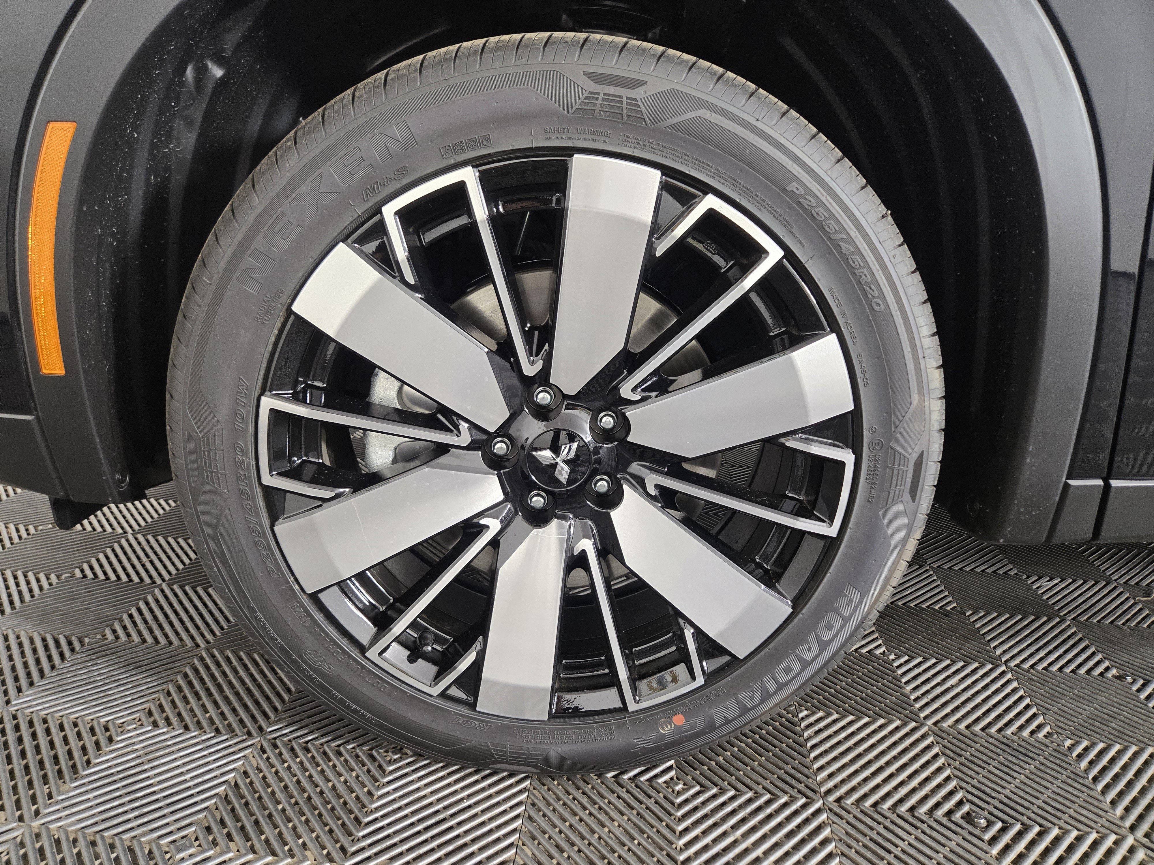 New 2026 Mitsubishi Outlander SE AWD/4WD image 32