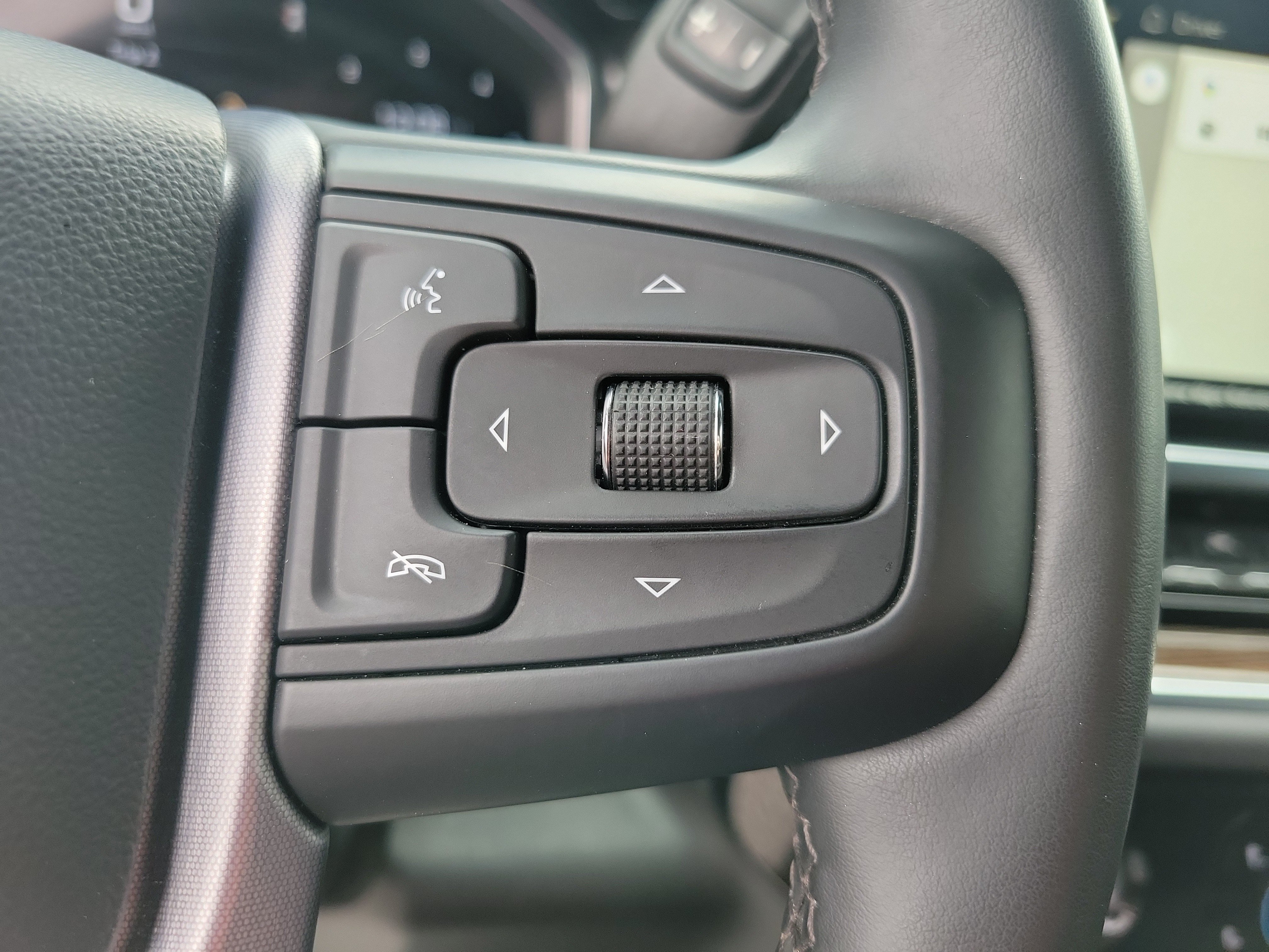 Used 2024 GMC Sierra 1500 Elevation AWD/4WD image 17