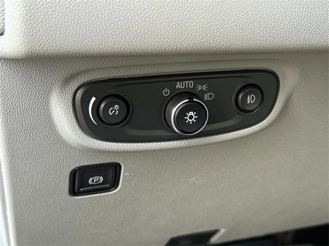 Used 2018 GMC Terrain SLT w/ Infotainment Package II image 17