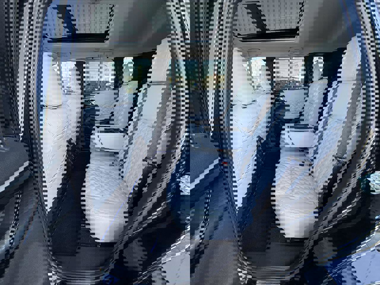 Used 2024 Mitsubishi Outlander SEL image 37