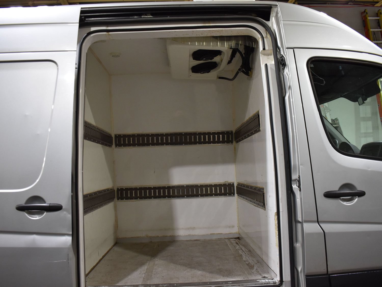 Used 2017 Mercedes-Benz Sprinter 3500 image 6