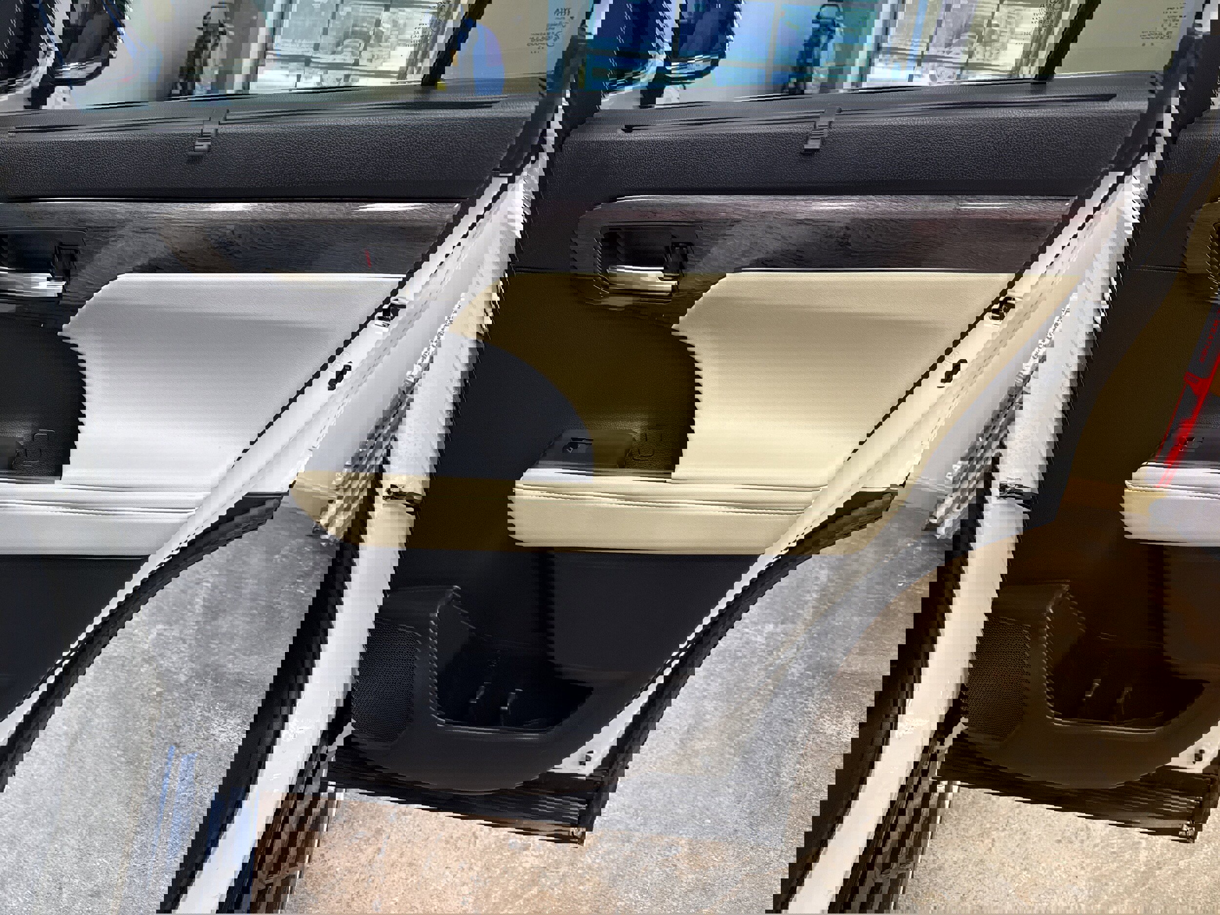 Used 2023 Toyota Highlander Limited image 20