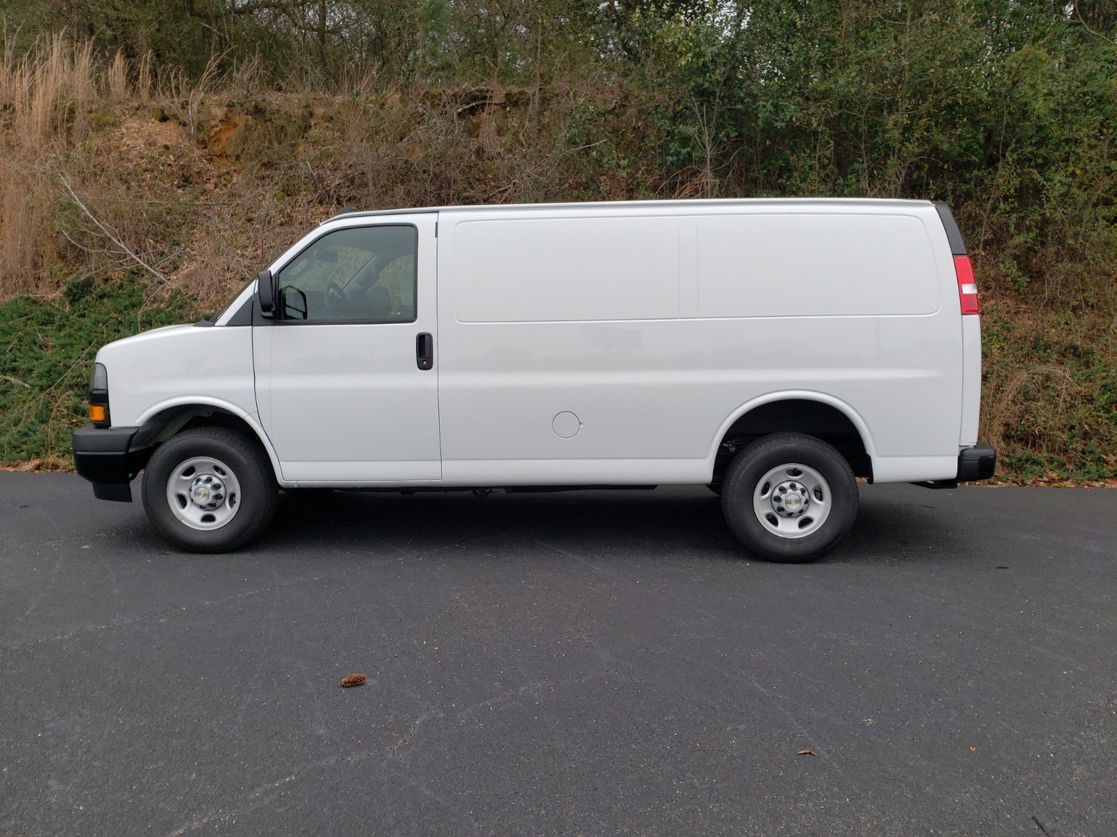 New 2023 Chevrolet Express 2500 w/ Driver Convenience Package image 6