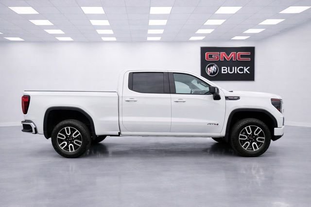 Used 2023 GMC Sierra 1500 AT4 image 2