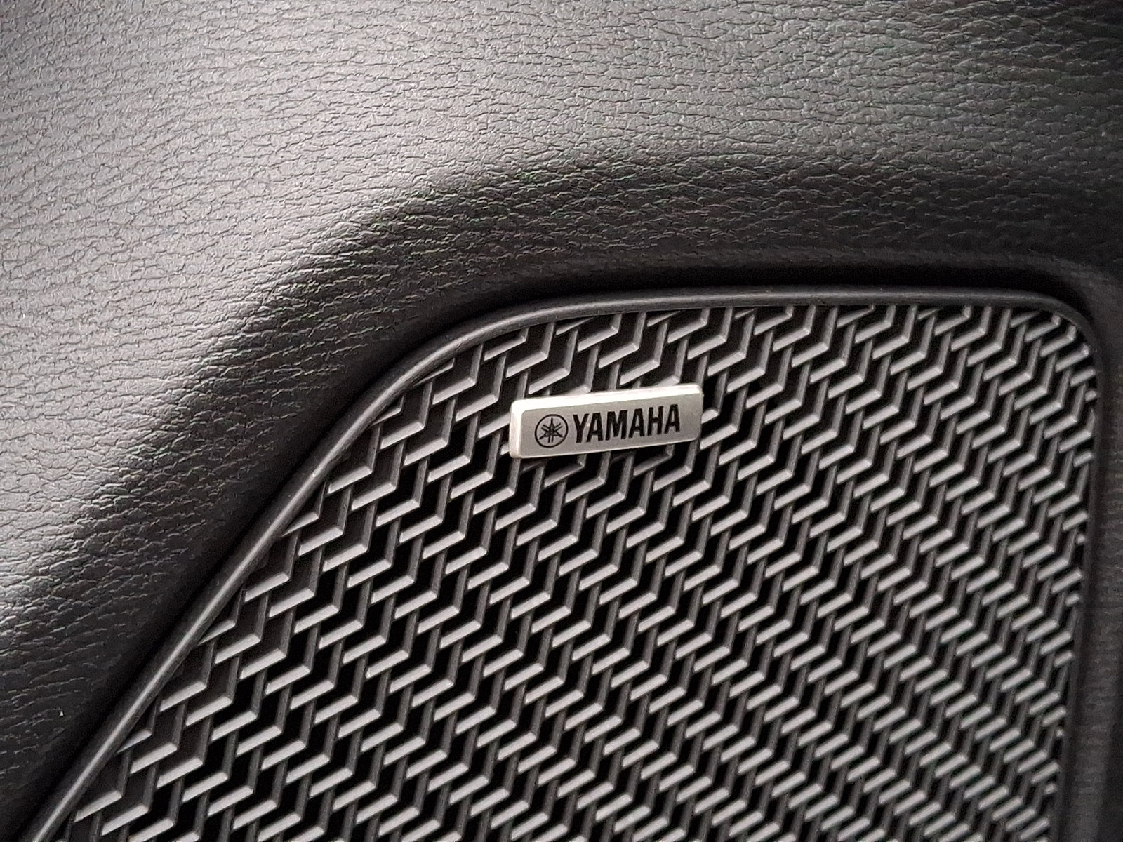 Used 2025 Mitsubishi Outlander SEL AWD/4WD image 12
