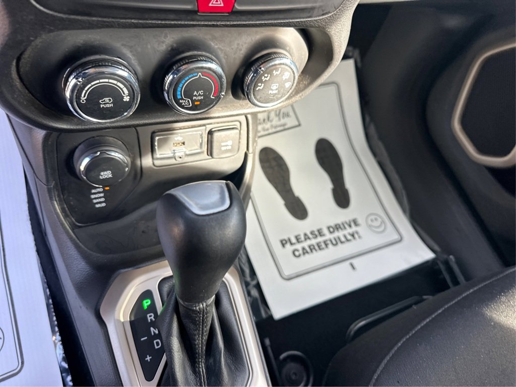 Used 2017 Jeep Renegade Sport w/ Power & Air Group image 33