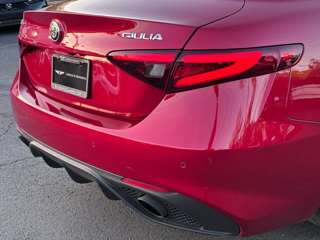 Used 2022 Alfa Romeo Giulia Veloce AWD/4WD image 59