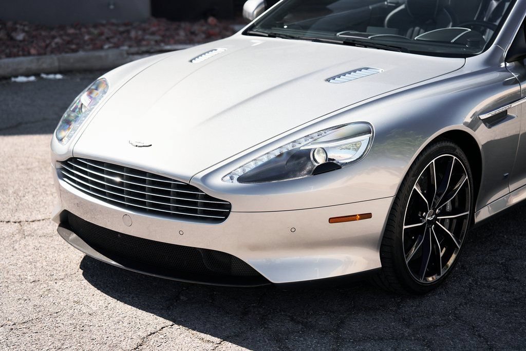 Used 2016 Aston Martin DB9 GT RWD image 7