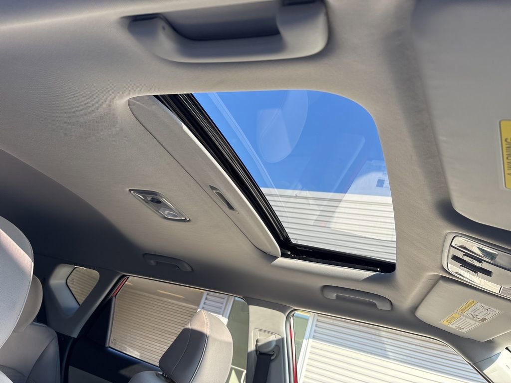 Used 2025 Kia Soul EX image 18