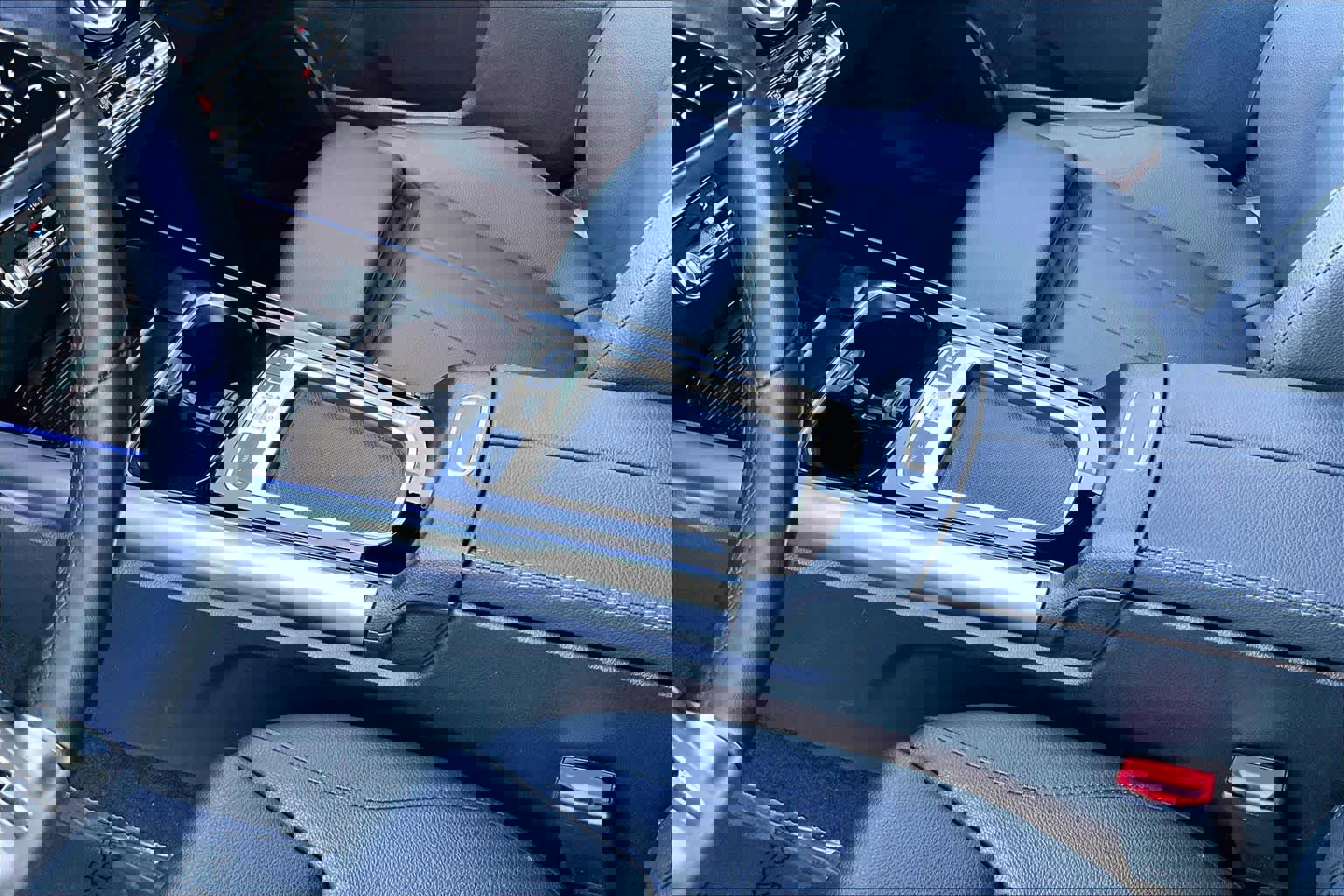 Used 2025 Mercedes-Benz GLA 250 image 16